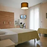 Pensionat Stella Del Sud 4*